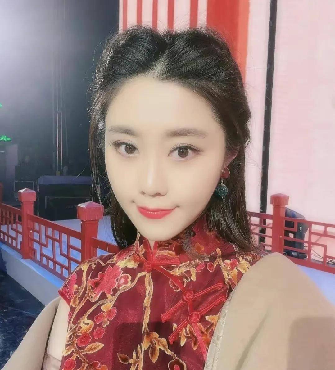 王梦婷未婚产女图片图片