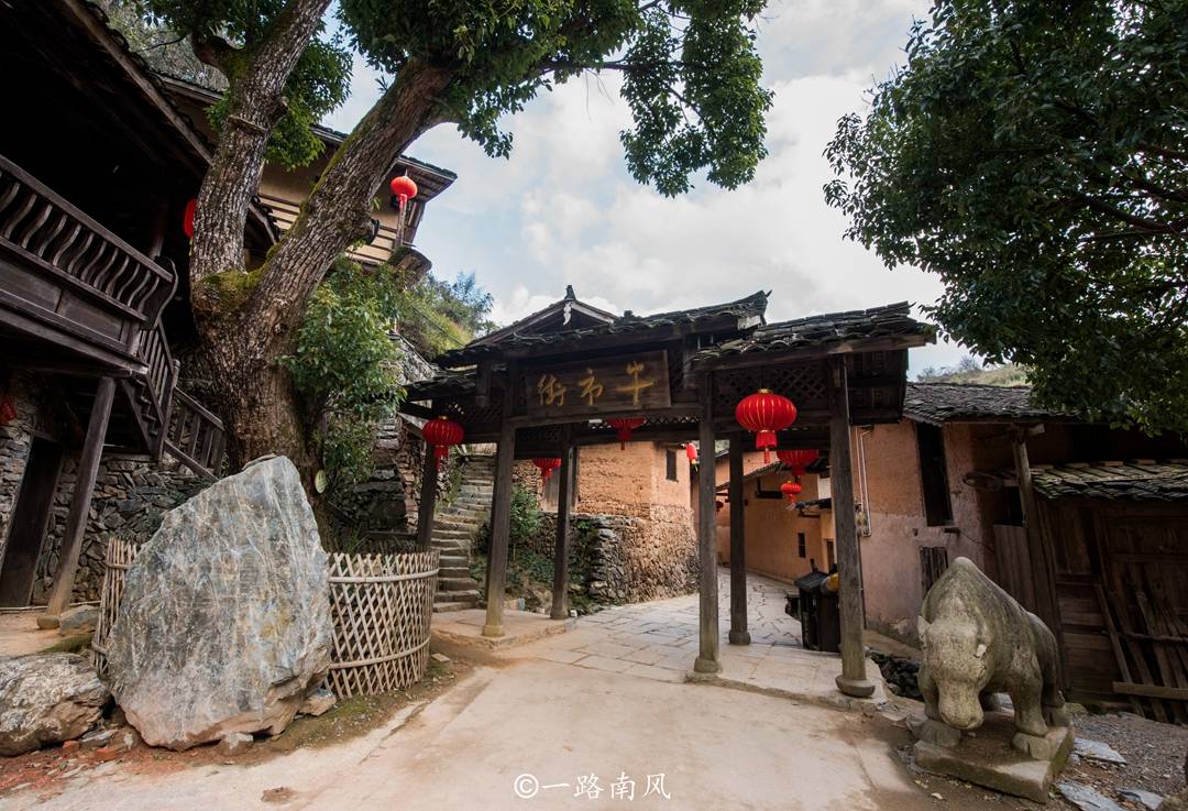 福建龙岩旅行，发现一座没有蚊子的古村落，蚊香在这里卖不出去