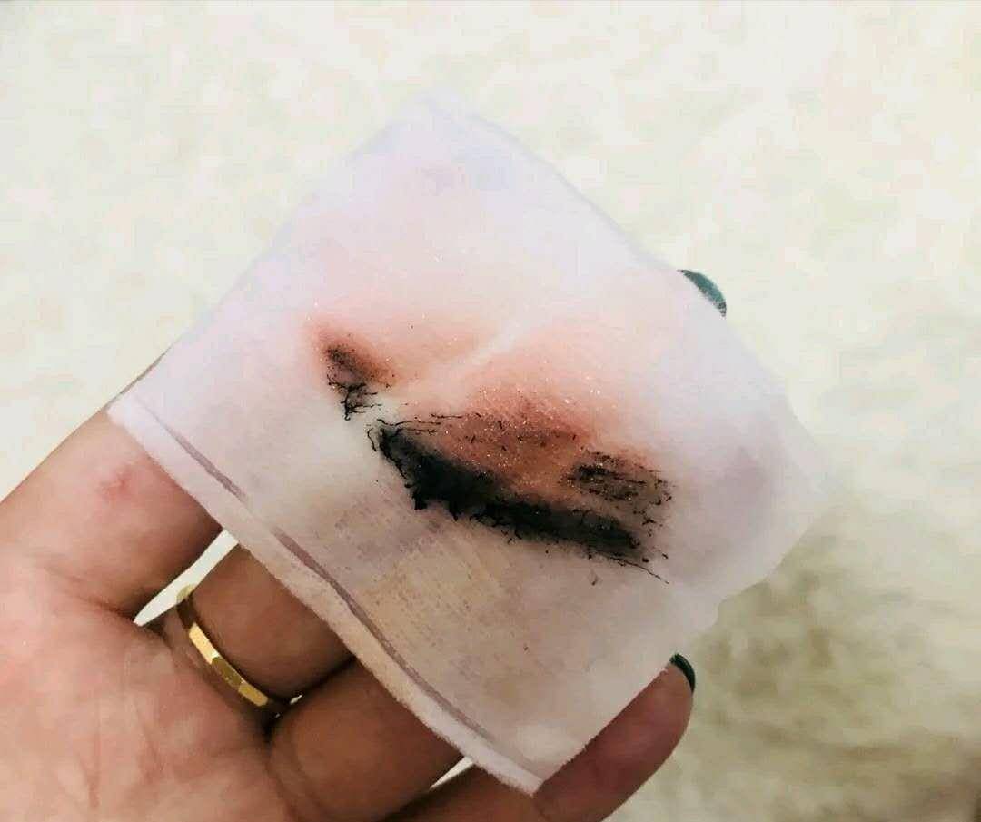 因为包文婧皮肤状态好到碾压“女儿“，意外露出卸妆法宝，上架遭疯抢