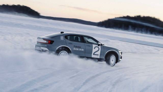 polestar2arcticcircle原型车曝光冰雪拉力好不刺激