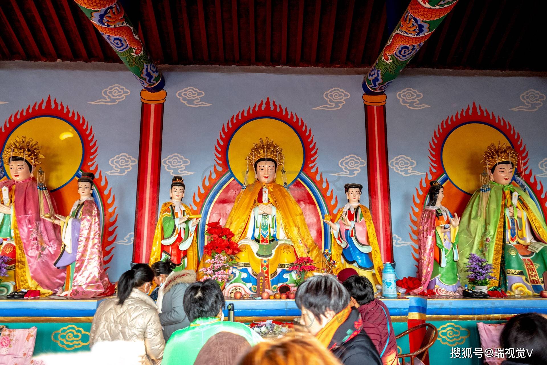 原创浚县同山庙会正月初八虎年赶的第一个庙会