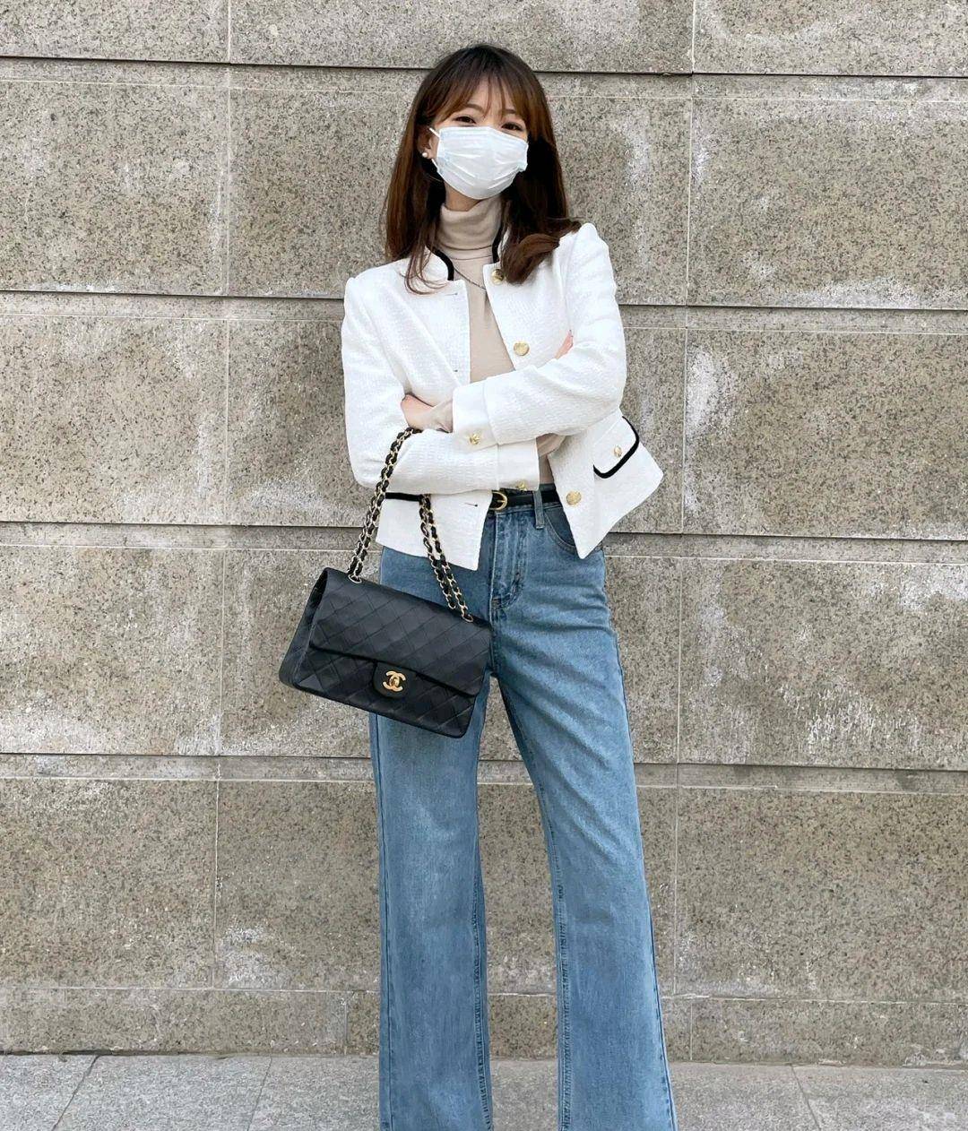 服装 小香风外套虽然很简约，但只要穿对了，就会让人眼前一亮