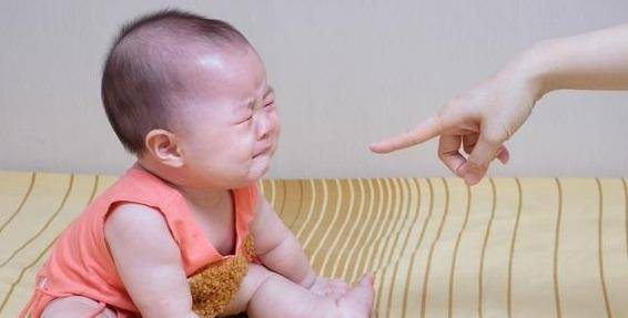 婴儿怎么抱都哭是怎么回事 e4b096a79251425e96aec78a3afea10a.jpeg
