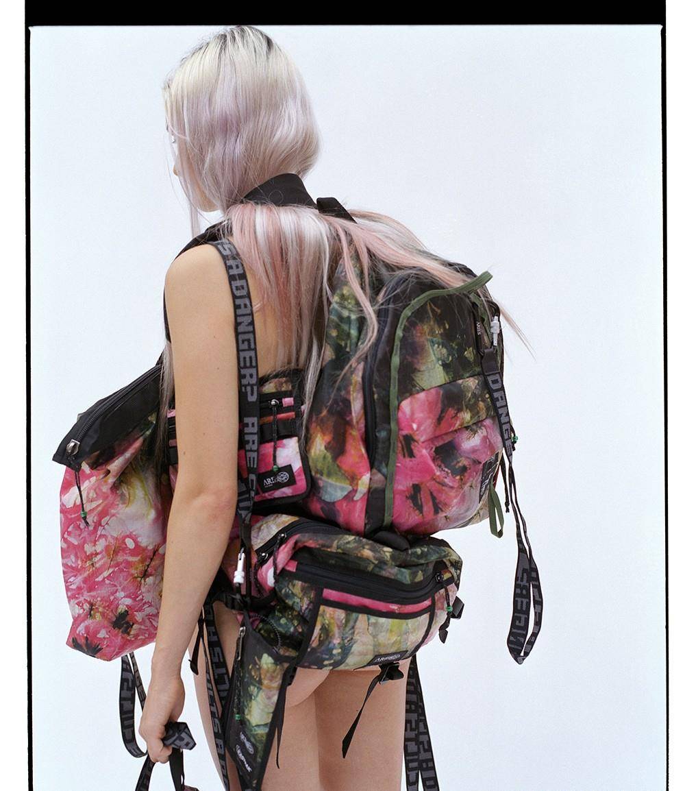 功能 品牌好物 ARIES x Eastpak 限量联名“包”你满意