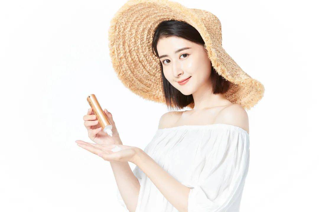 感觉神经春季敏感肌伤不起?做到这几点,拯救危“肌”!