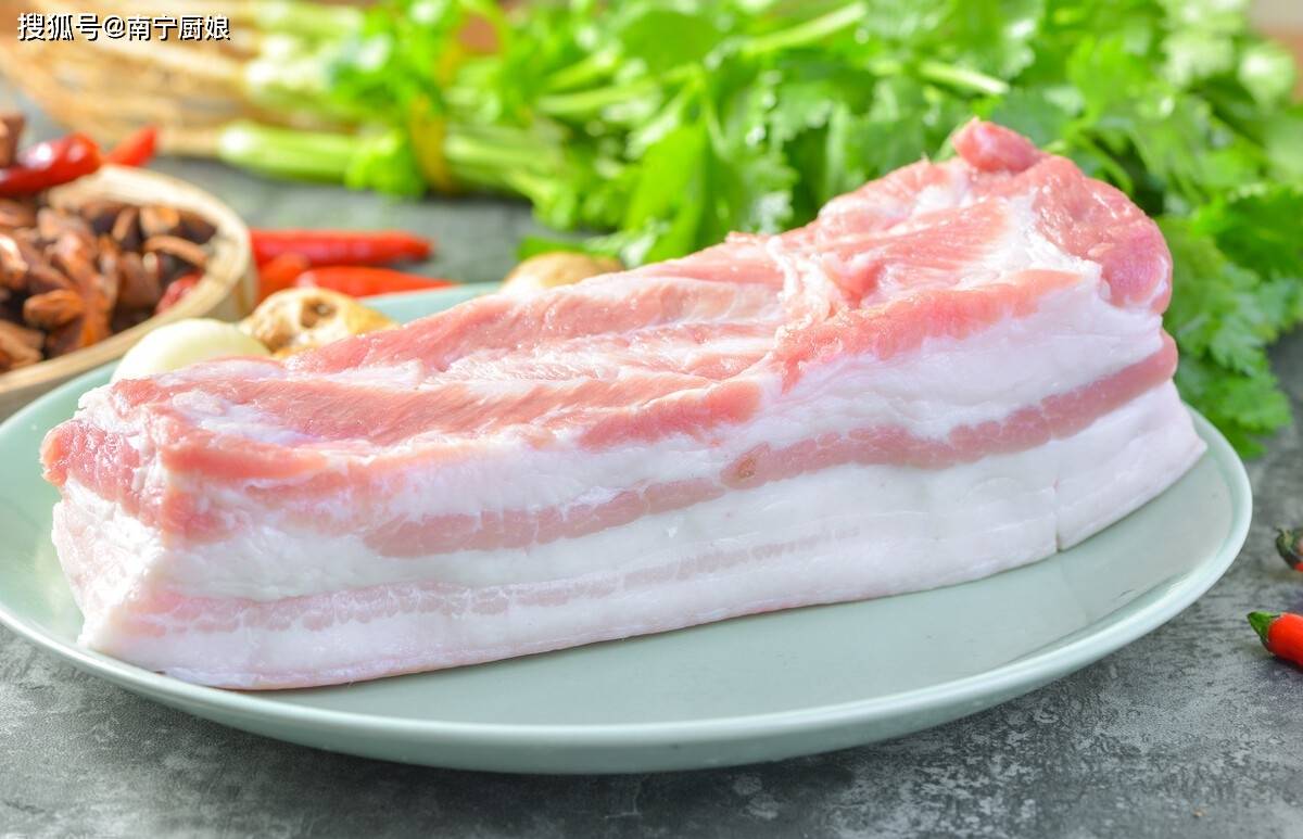 猪肉,才知道五花肉还分"上下",口感和肉质差别这么大 肥肉|部位|文章