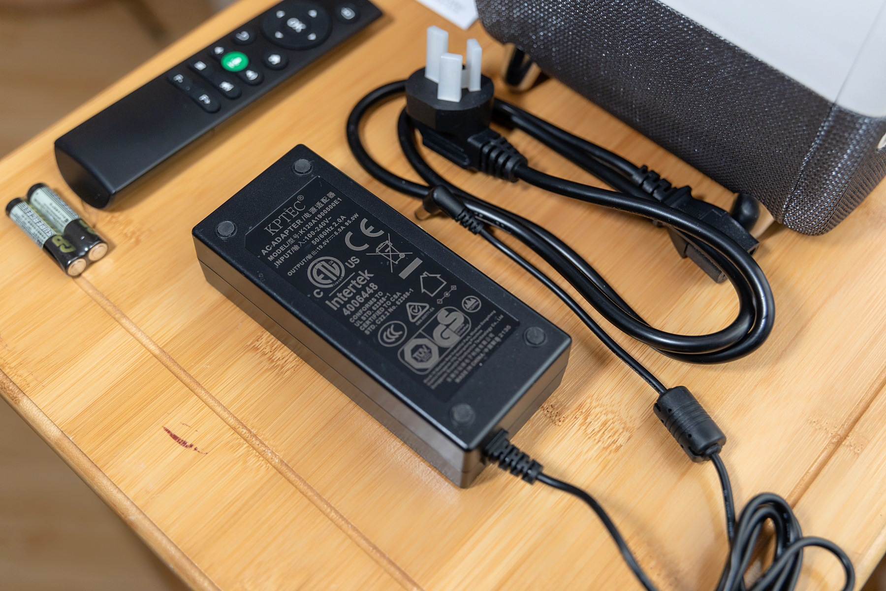 春节假期，把“电影院”搬回家，泰捷WEBOX T1S 投影仪全面评测