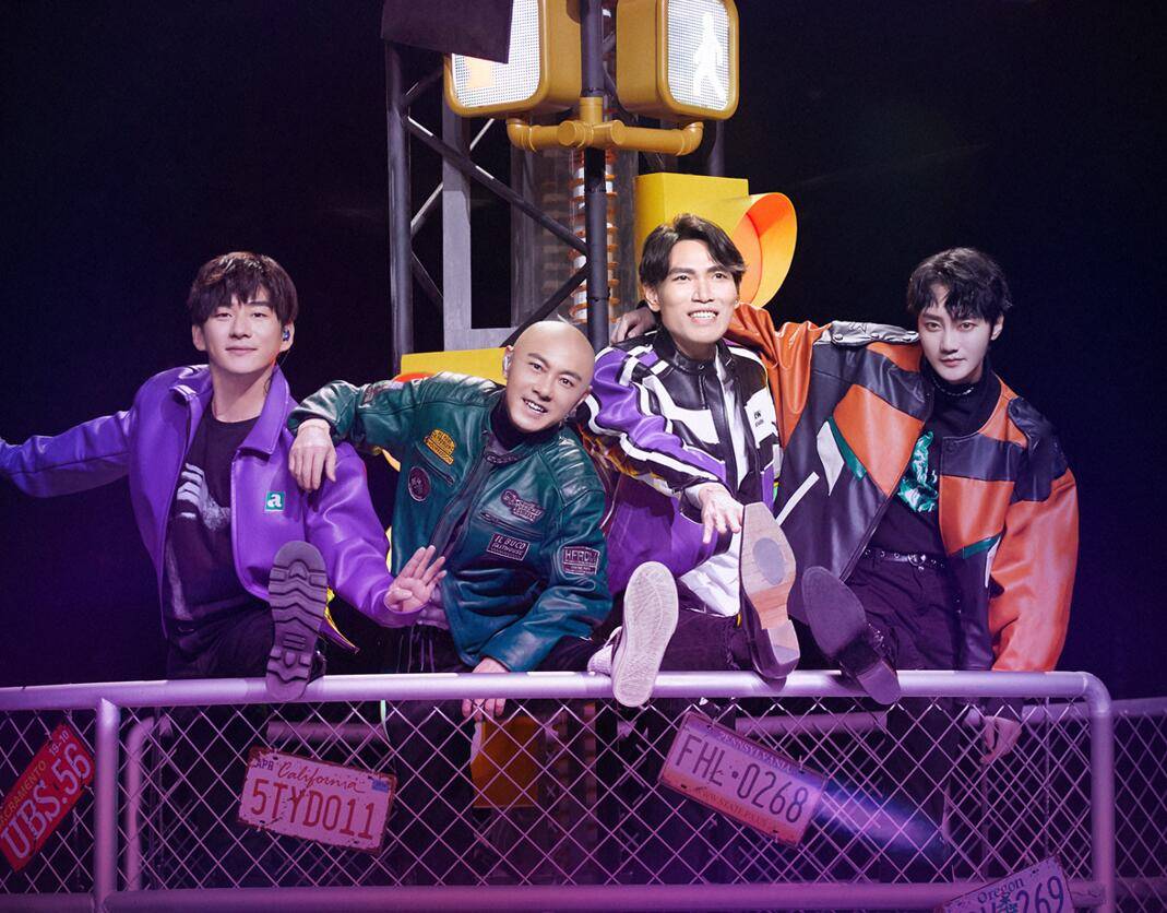 舞美|《追光吧》一大改变让收官封神，只可惜还有1大遗憾和1大尴尬