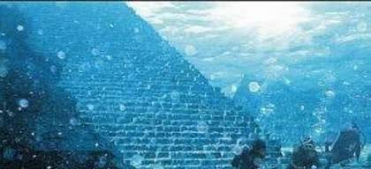 沉没在海底的玻璃金字塔！关于百慕大三角洲的传说是真的吗？