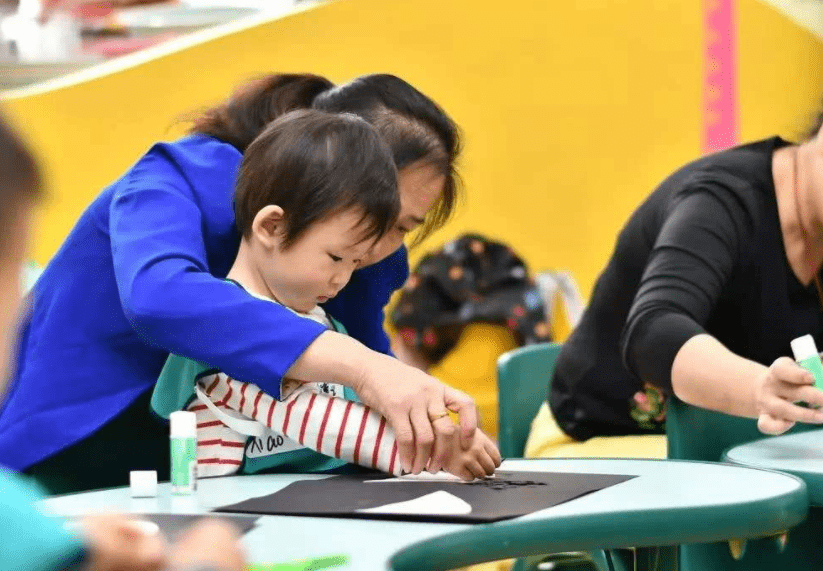 起跑线|幼儿园学生“喜从天降”，教育部传来消息，新规有望在2022年落实