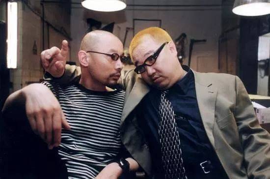 原创英达对长子巴图不闻不顾对二儿子宠爱有加曾与宋丹丹撕破脸