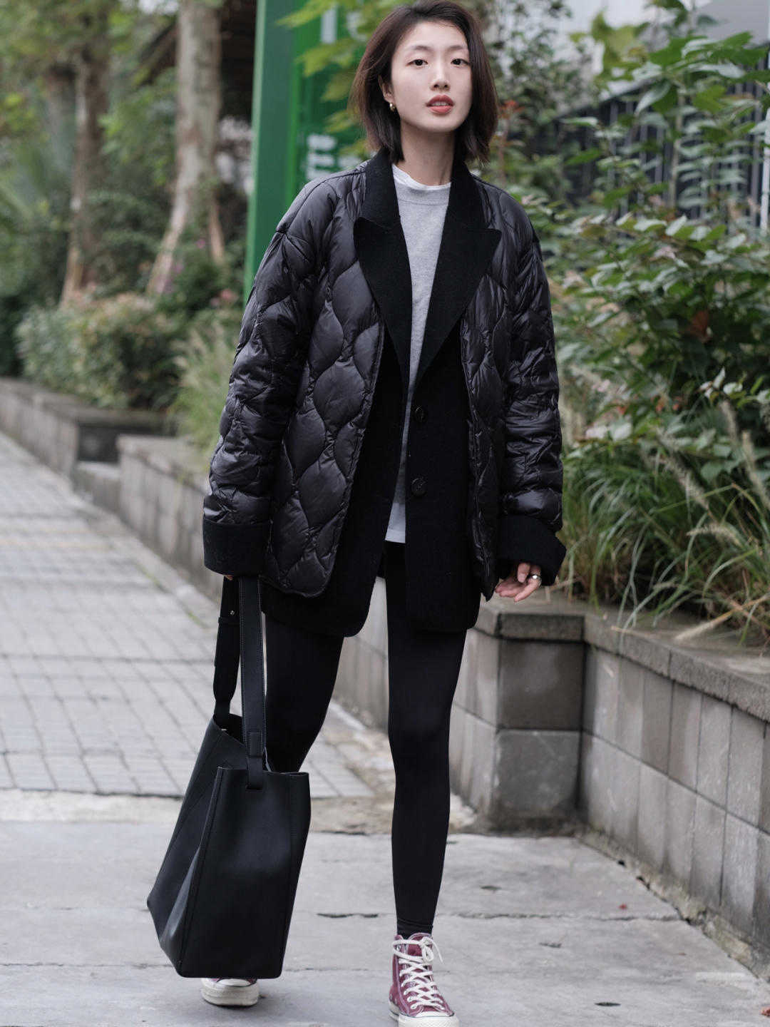 发型穿棉服别再散头发了！码住这四款发型，既能修饰脸型又能变精神