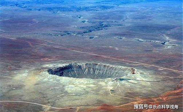 陨石坑排行_世界上“最古老”的陨石坑,不仅有55万人居住,还有1千吨黄金!