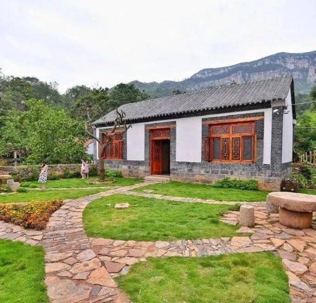 山东省济南市章丘区317省道十八盘村西南105米/ 若谷山居 /若谷山居