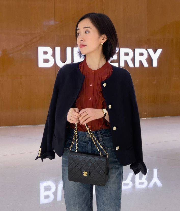 颜色 女人过了40岁后,穿衣是“气质美”还是“阿姨味”,主要看这4点