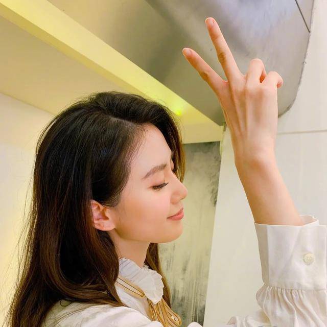 事情40岁女性如何对抗衰老？做好这四个细节，比同龄人气质还显年轻