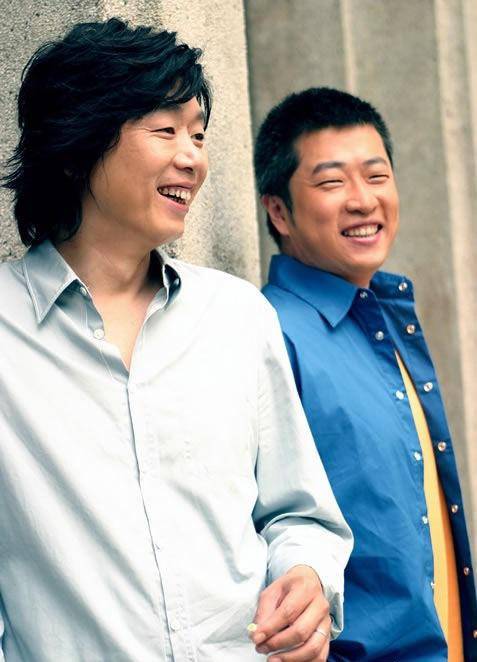 "老狼"王阳:和初恋相恋18年,36岁娶中学校友,45岁才做爸爸_潘茜_文艺