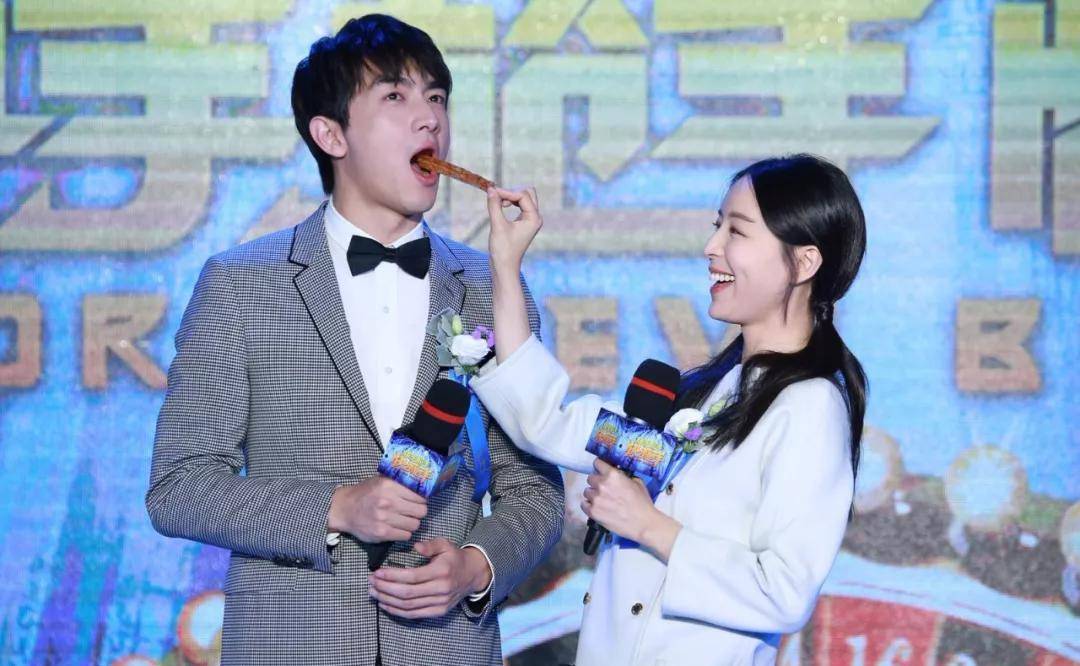 周董|吃完被明星带火的零食,我的美食之路走到了瓶颈期