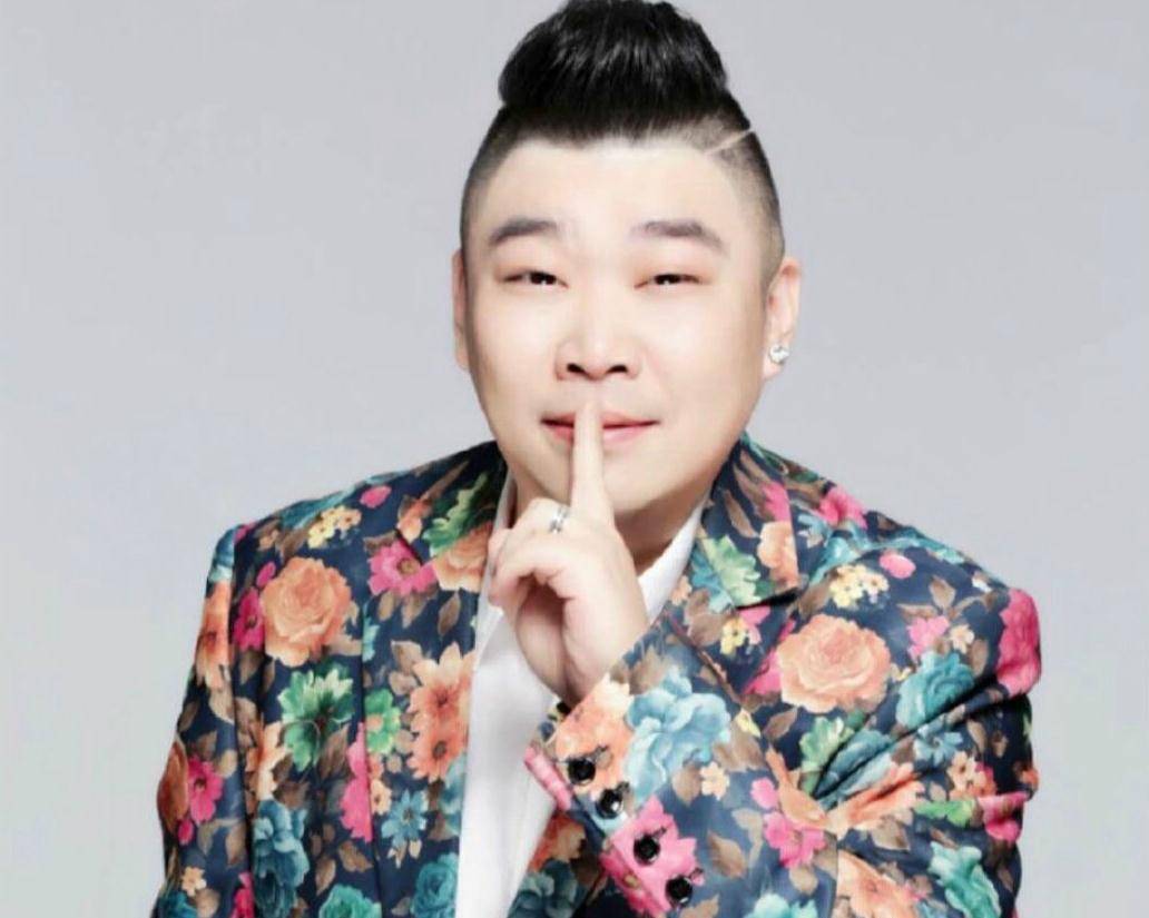 大褂|怼观众“不听就出去”的他已回归,被喊“滚出德云社”的他仍禁演