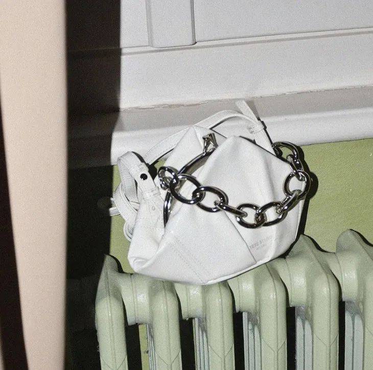 大嫂 下周穿什么 | 大嫂实力演绎，露腿的冬季穿搭都是耍流氓