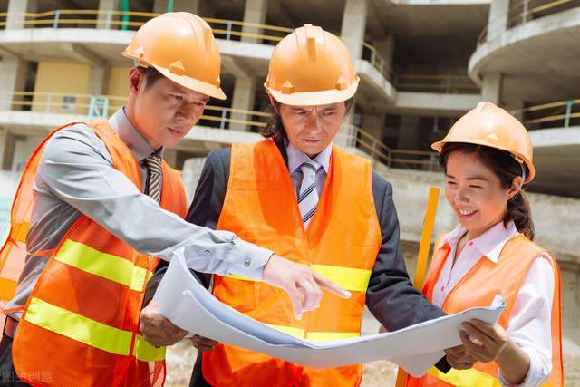 施工队伍不听话太难管那是你没有把民工当弟兄