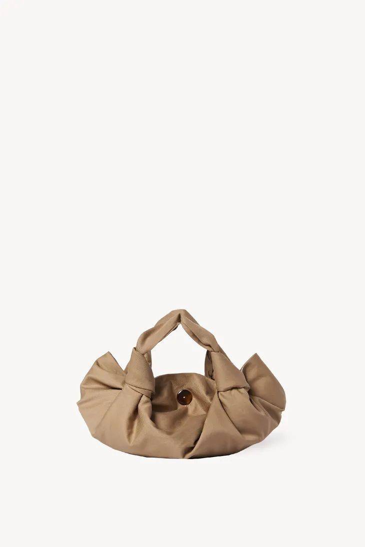 大嫂 下周穿什么 | 大嫂实力演绎，露腿的冬季穿搭都是耍流氓