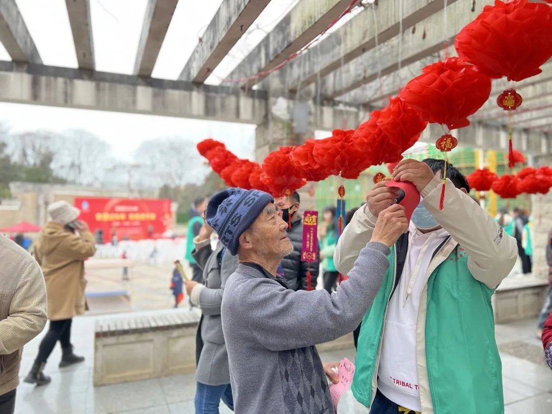 节日|猜灯谜，赏非遗、剪窗花，吃汤圆，这个十五在花溪体验浓浓的年味