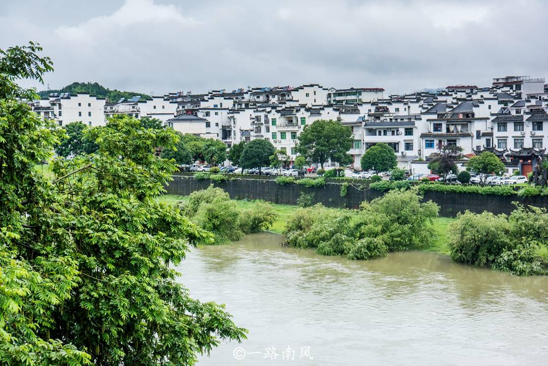 江西省|江西省旅游热度很高的婺源县，曾经属安徽省管辖，后来划到上饶市