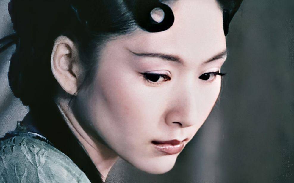 角色她才是最美林黛玉！演同角色不输张曼玉，如今脸却僵成了木偶人