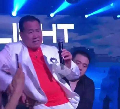 何炅有多高何炅微博粉丝破亿和谢娜为什么有那么多的
