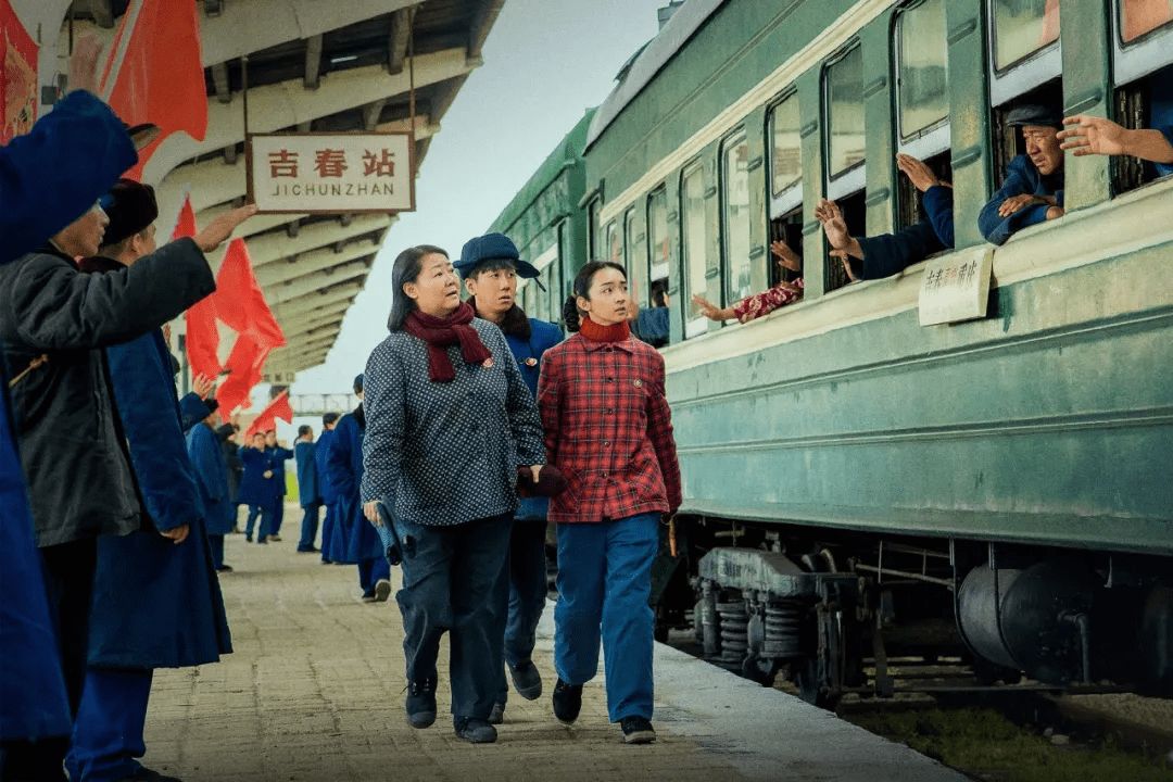 口碑|央视破尺度开年大剧，里头每个女人都好勇