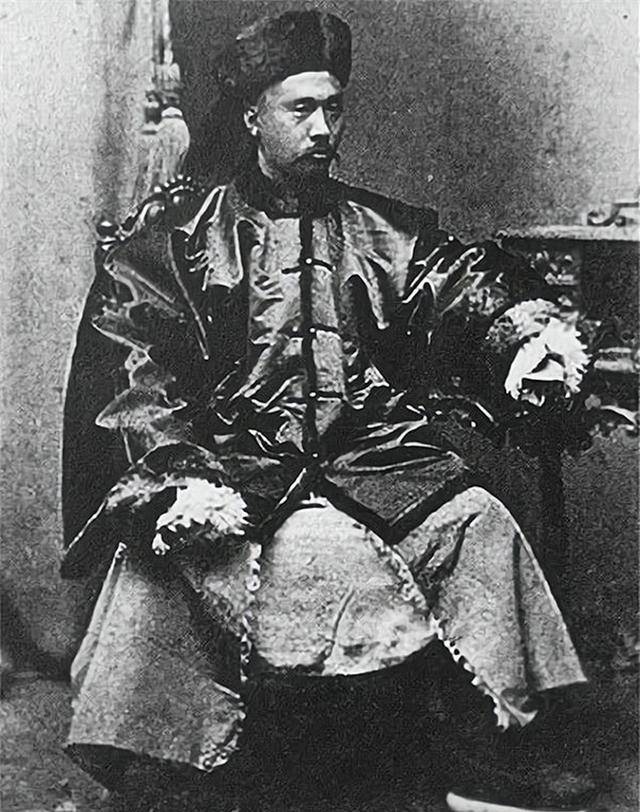 少年浪荡的袁世凯,何以二十几岁就能崭露头角?_长庆_袁保庆_王雁