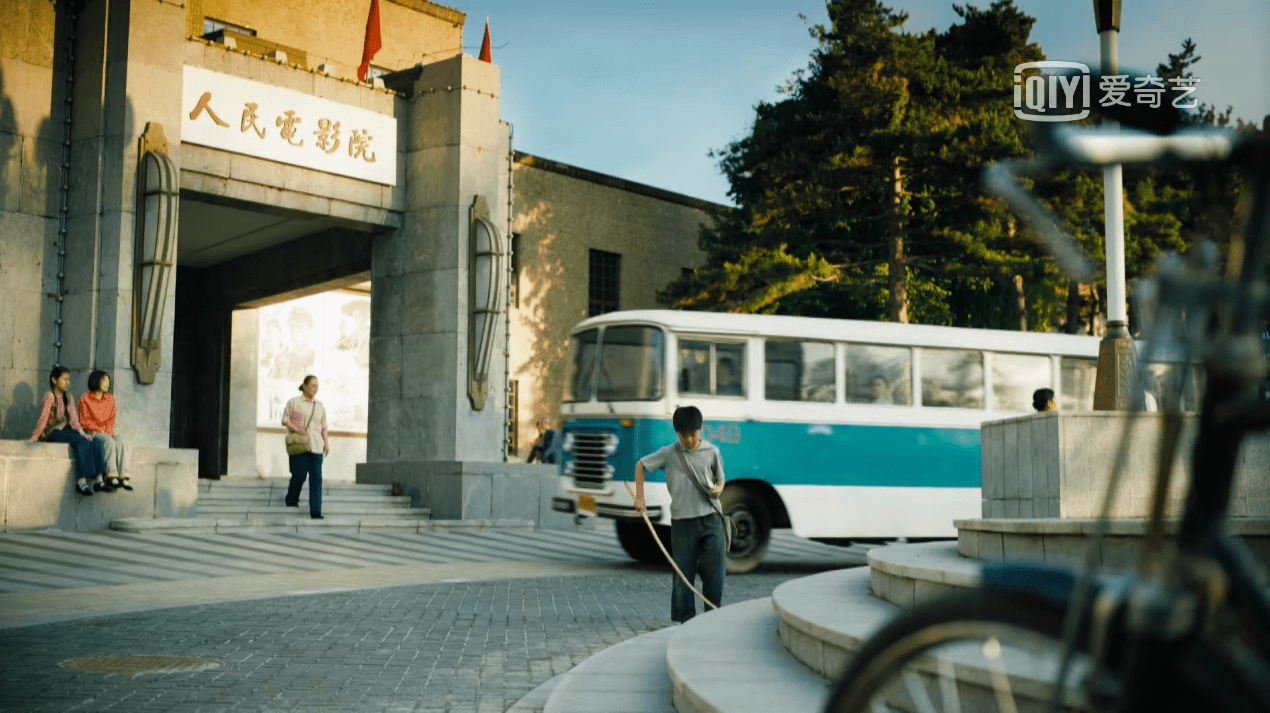 人世间剧场景照片图片