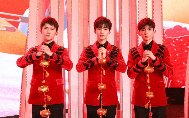tfboys春晚倒计时拜年,王俊凯,王源,易烊千玺的春晚舞台!