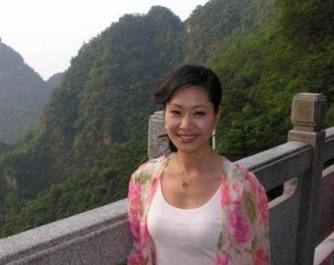 歌唱家于文华 与前夫结婚4年离婚 二婚丈夫将她捧在手心 歌唱家于文华 与前夫结婚4年离婚 二婚丈夫将她捧在手心