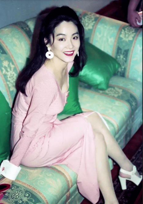 俞飞鸿皮相美人vs骨相美人：有人颜值“昙花一现”，有人越老越年轻