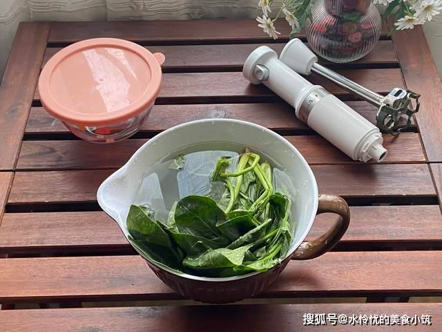 食材|菠菜奶香蛋卷，追剧必备的健康小零食，好看又好看