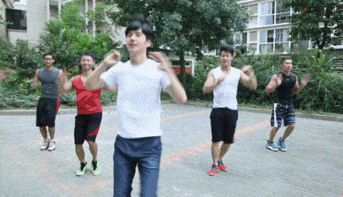 刘涛更林心如美得真天然,同框小2岁刘涛更显年轻,就连章子怡都被艳压