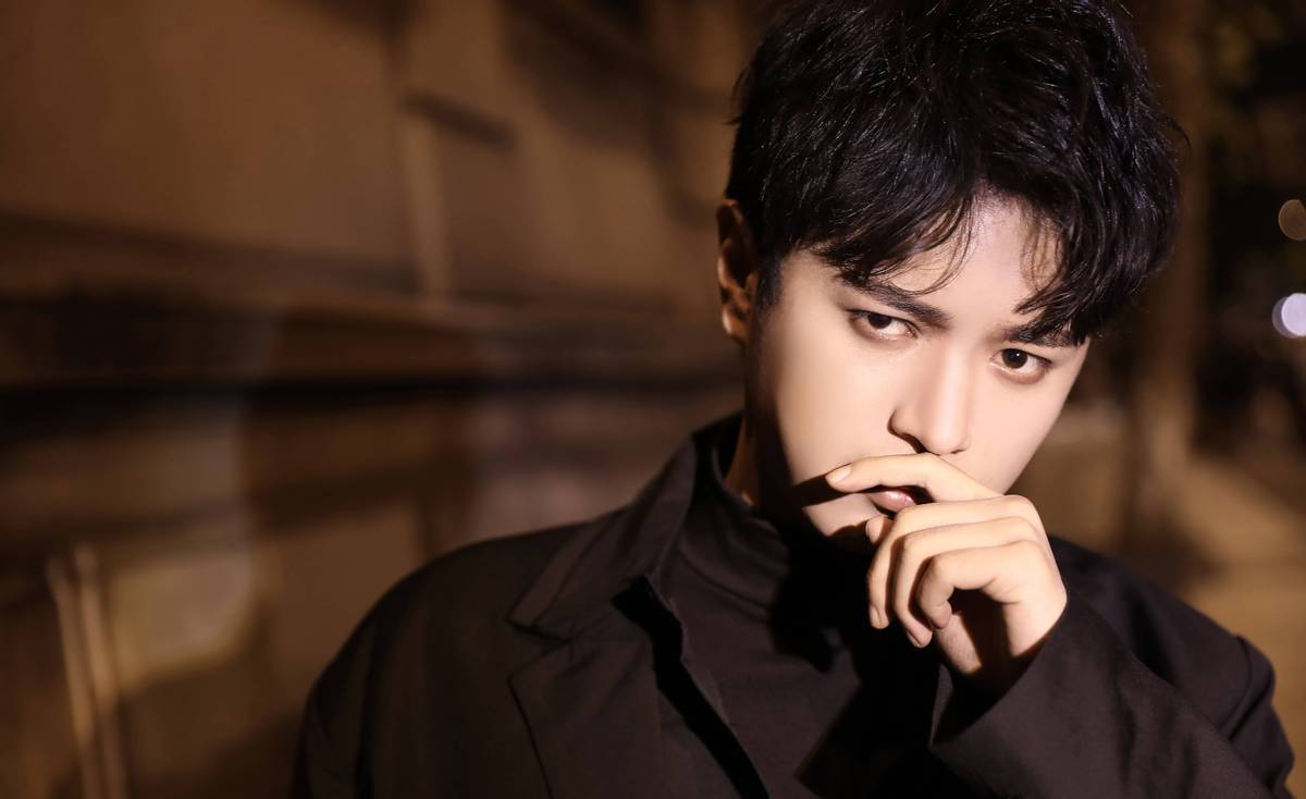 原创虎牙剑仙生日当天直播感谢陪伴回馈豪礼给粉丝宠粉主播实锤