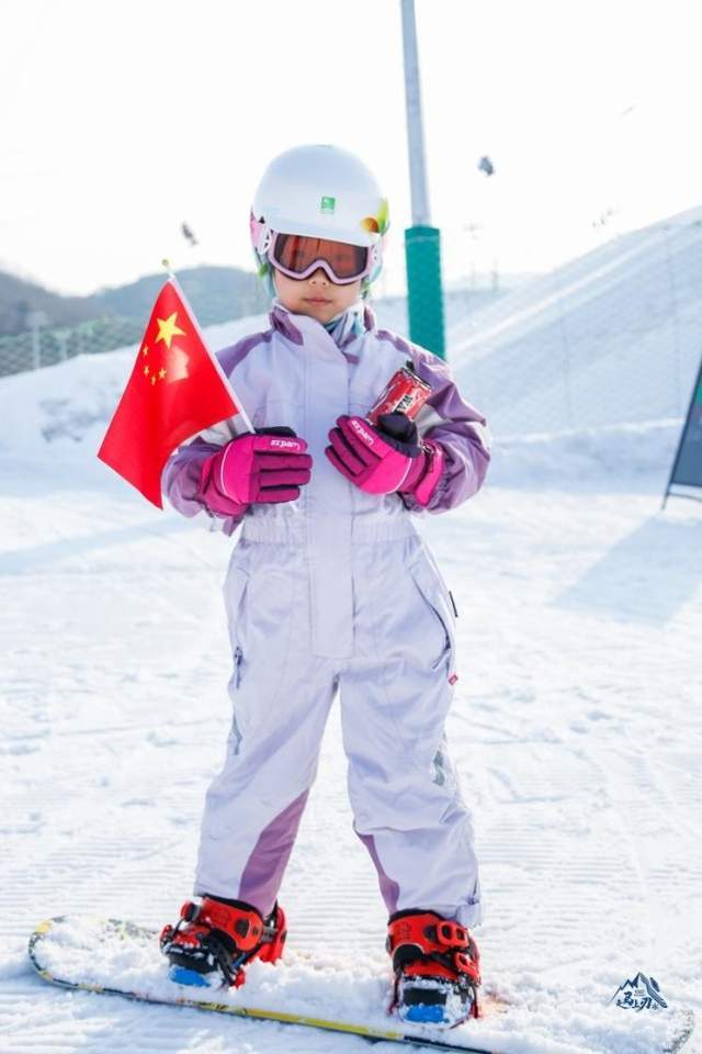 滑雪|滑雪和观赛两不误，这个冬天最独特的体验