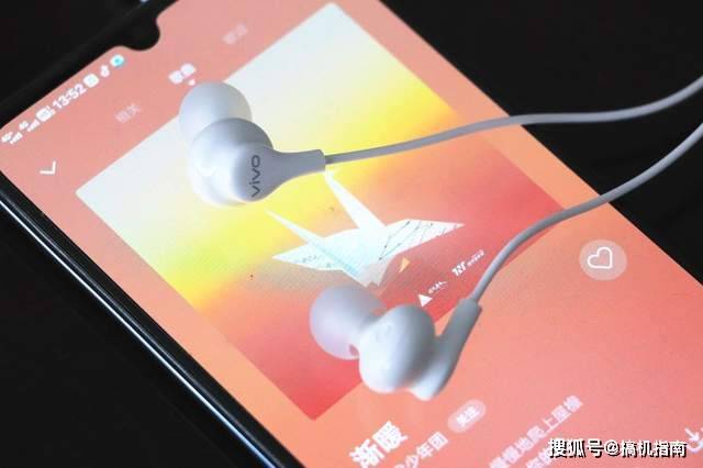 性价比影音娱乐好选择vivoxe110原装耳机体验