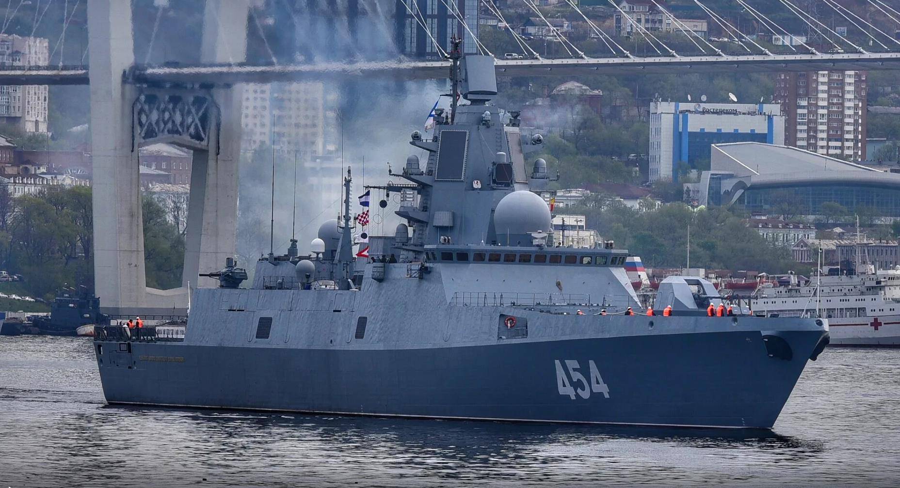 原创俄海军22350型护卫舰搭载大量攻击性武器凸显俄现实无奈