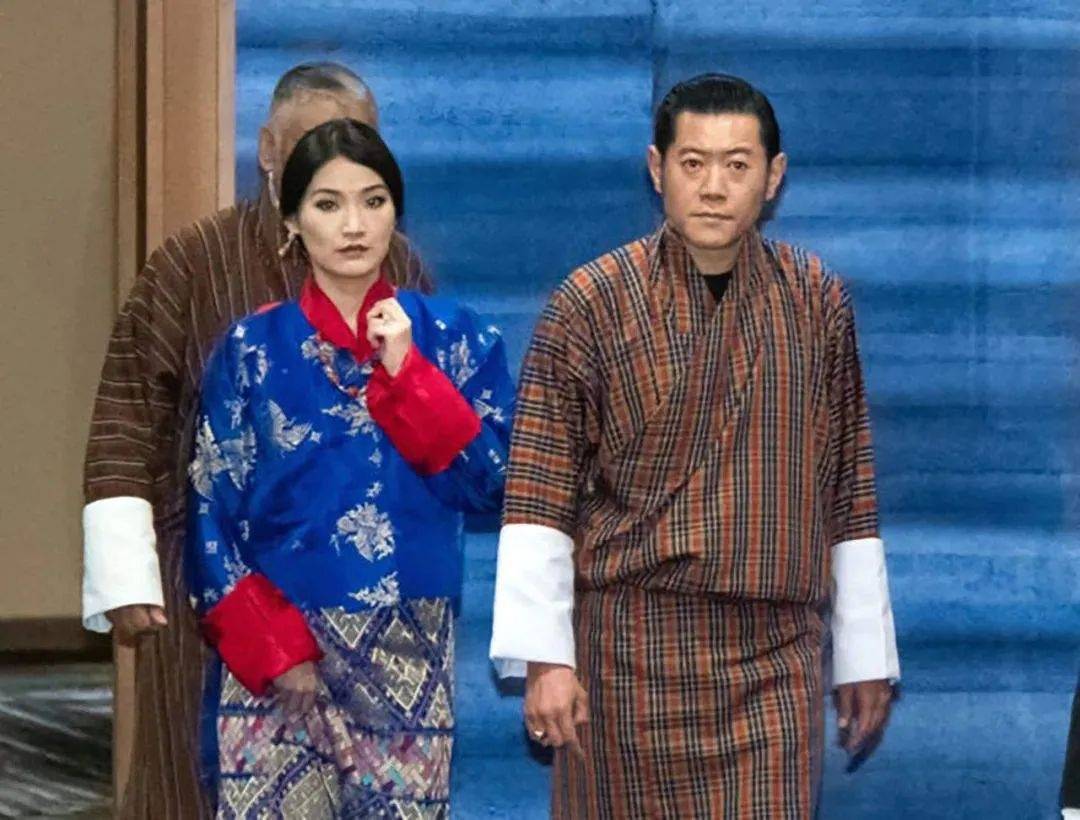 原创不丹国王庆祝42岁生日只字不提美人王后夫妻冷战2年难修旧好