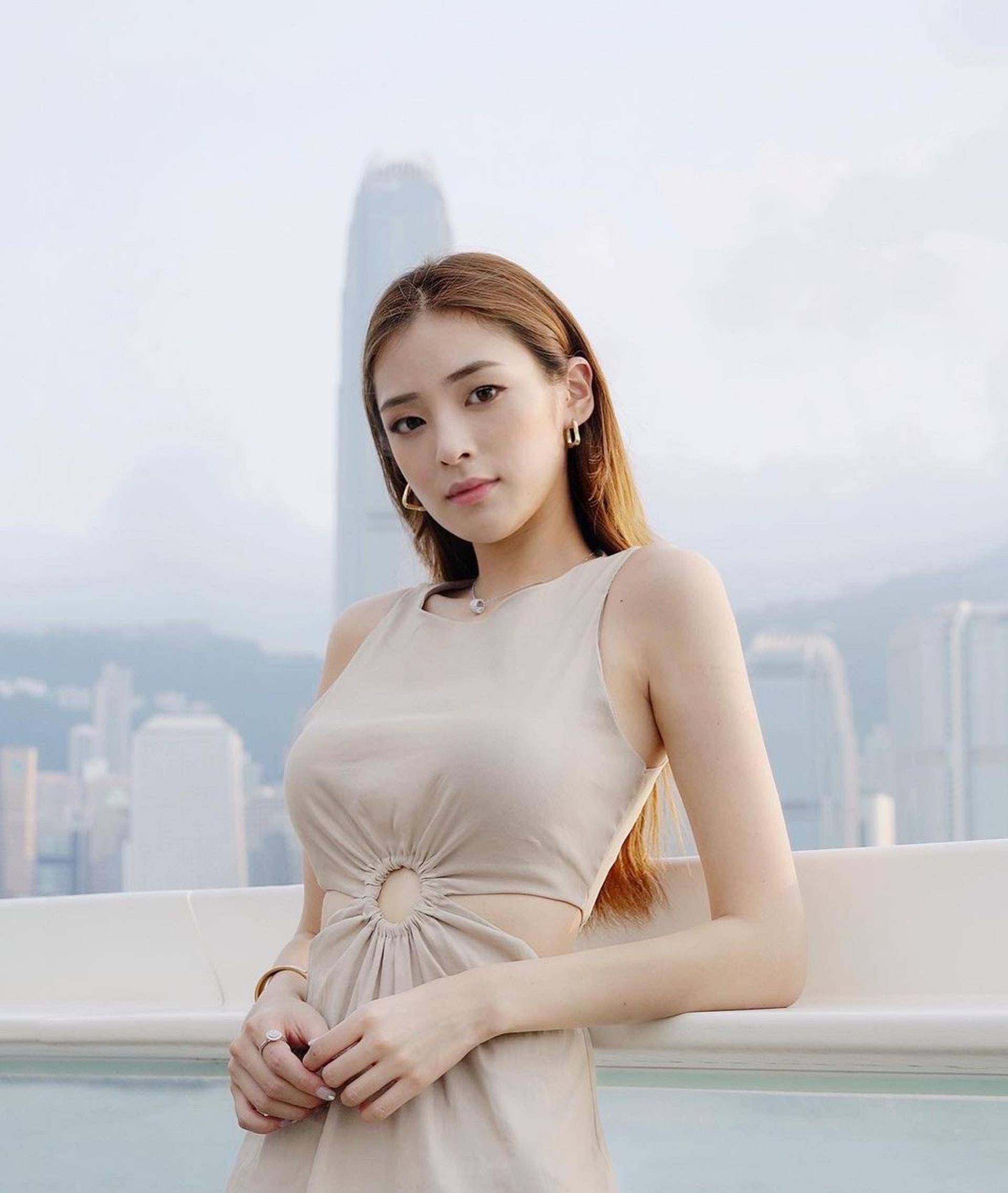 周子扬被爆与人妻酒店密会兼撞破湿吻,周子扬:她说