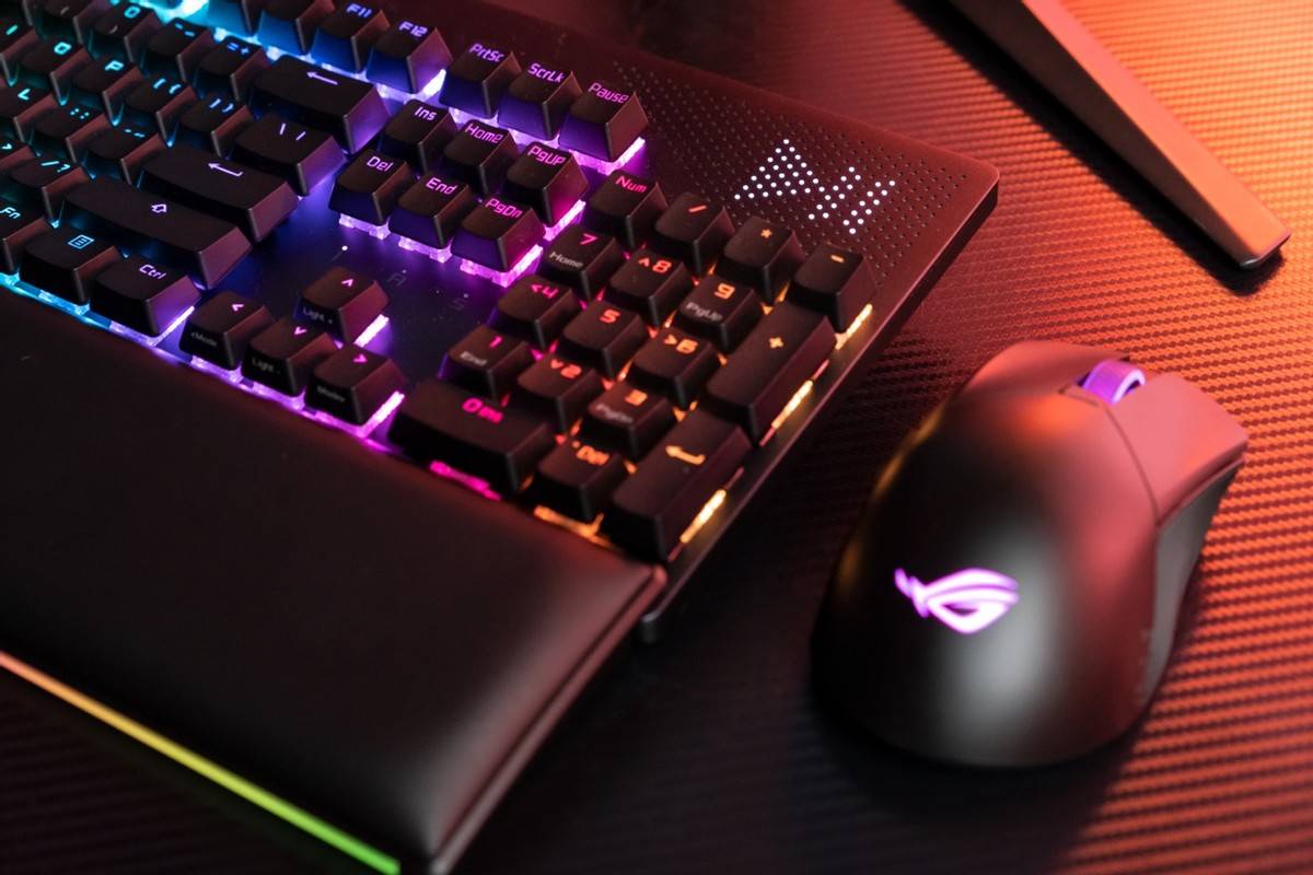 原创定义量产客制化的高端键盘rog耀光2幻游戏键盘体验