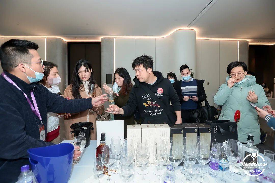 启航|2022科通全国巡展盛大启航!2.24广州巡展人潮汹涌,激活虎年酒市澎湃动力