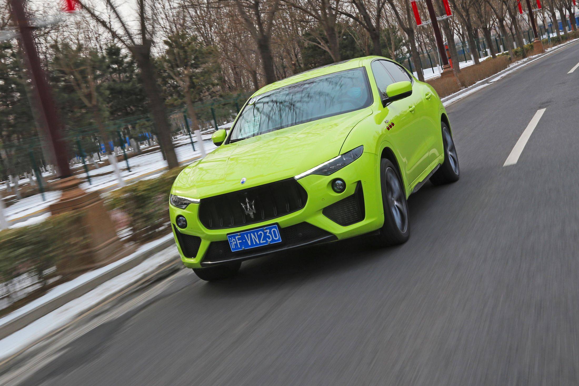 曲高和寡试驾玛莎拉蒂levantetrofeo