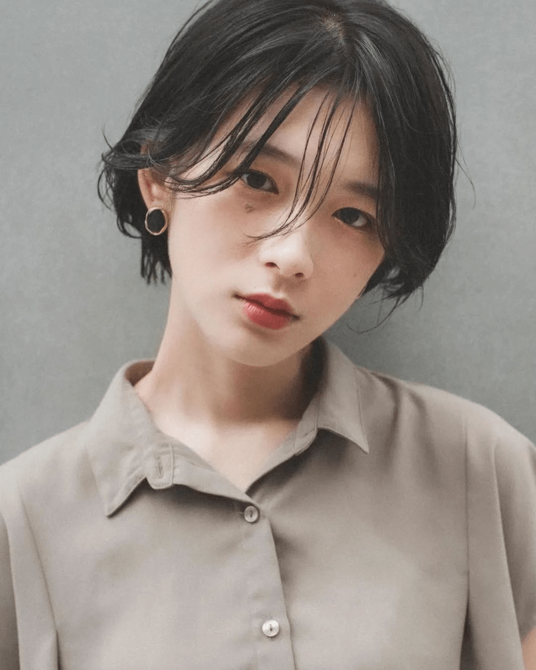 发型那些剪了短发的女明星们，为什么都留不长了？