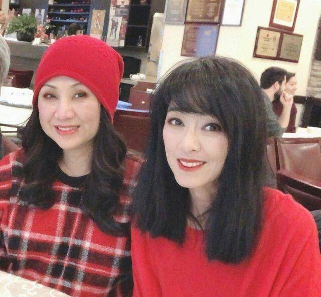 李雪米雪一下子老这么多？打扮再少女，颜值似普通女人！