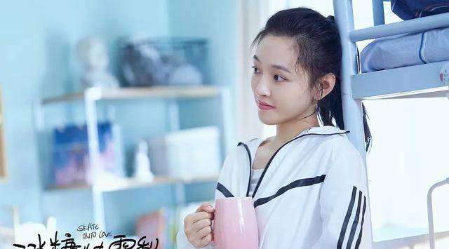 因为|史上最完美青春男女主？《冰糖炖雪梨》能甜过《蜜汁炖鱿鱼》吗？